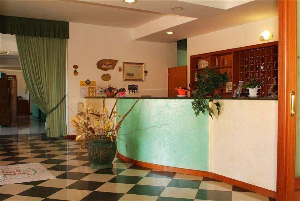 Hotel Residence Adria 로디가르가니코 외부 사진